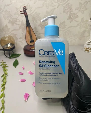 CeraVe Renewing SA Cleanser And Hydrating Cleanser